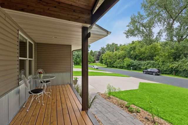 2551 15th Street NW, New Brighton, MN 55112