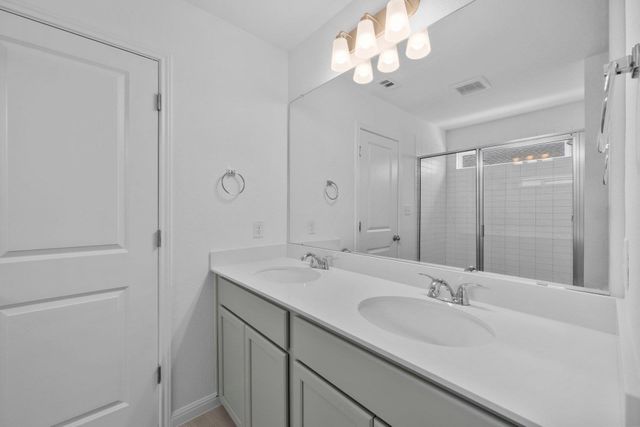 108 Wesley Miller LN, Taylor, TX 76574