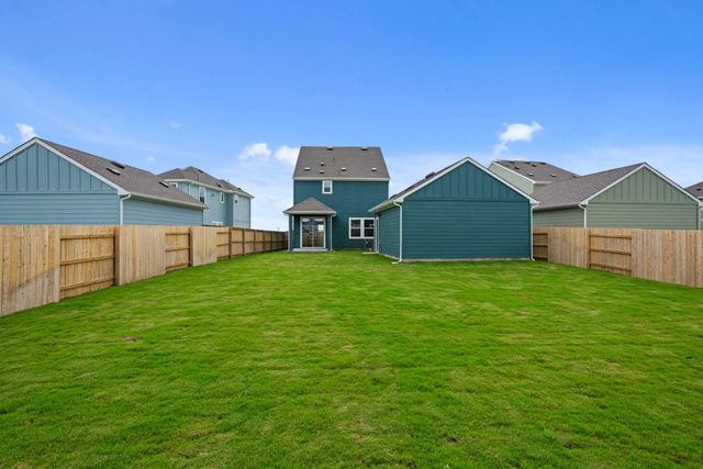 108 Wesley Miller LN, Taylor, TX 76574