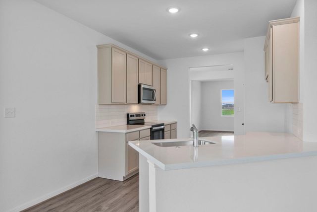 108 Wesley Miller LN, Taylor, TX 76574