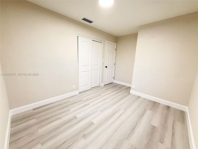 2401 SW 50th Ter, Plantation, FL 33317