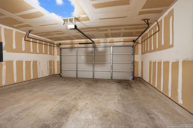 7510 Josephs Way, Converse, TX 78109