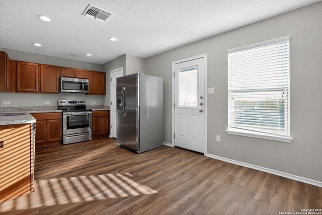 7510 Josephs Way, Converse, TX 78109