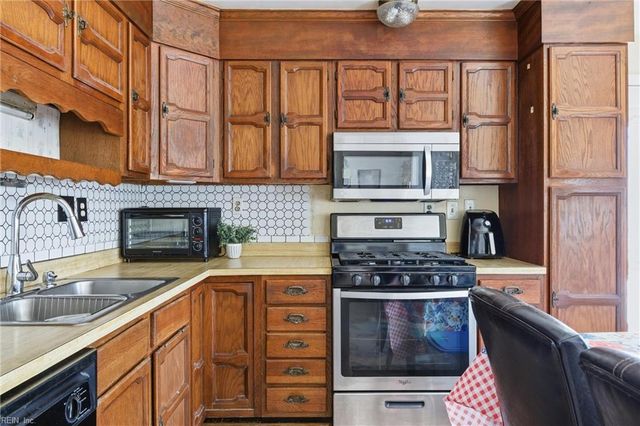 3508 Maverick ST, Virginia Beach, VA 23452