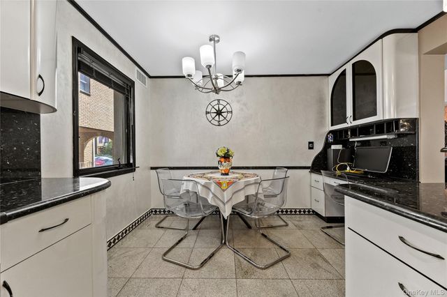 2-40 150th Street, Whitestone, NY 11357