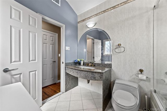 2-40 150th Street, Whitestone, NY 11357