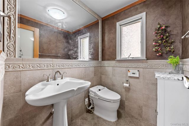 2-40 150th Street, Whitestone, NY 11357
