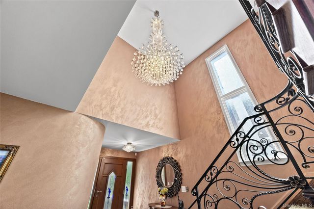 2-40 150th Street, Whitestone, NY 11357