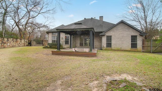 15360 Wagon Wheel Drive, Chandler, TX 75758