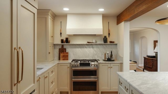 2395 Lake Park Ter, Scotch Plains Twp., NJ 07076