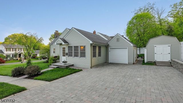 2395 Lake Park Ter, Scotch Plains Twp., NJ 07076