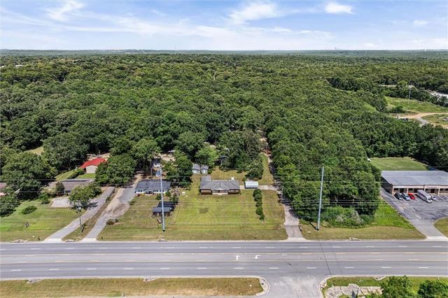 2810 Schillinger Road N, Semmes, AL 36575