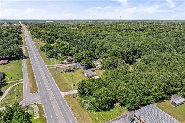 2810 Schillinger Road N, Semmes, AL 36575