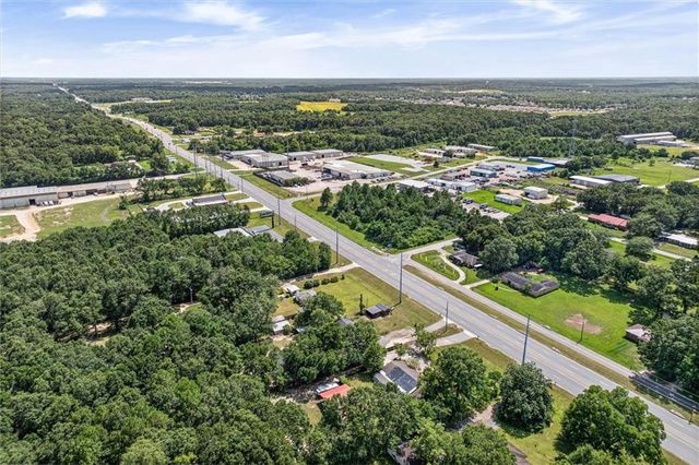 2810 Schillinger Road N, Semmes, AL 36575