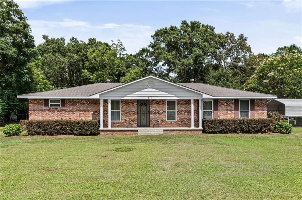 2810 Schillinger Road N, Semmes, AL 36575