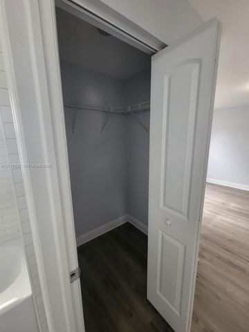 1809 NW 8th Place, Fort Lauderdale, FL 33311