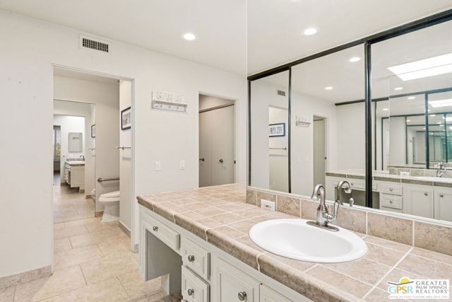 143 Desert West Drive, Rancho Mirage, CA 92270