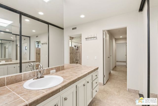 143 Desert West Drive, Rancho Mirage, CA 92270