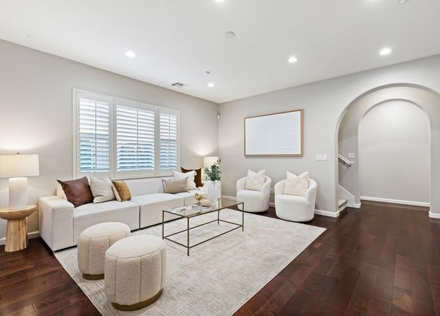 7672 Stoneleaf Rd, San Ramon, CA 94582