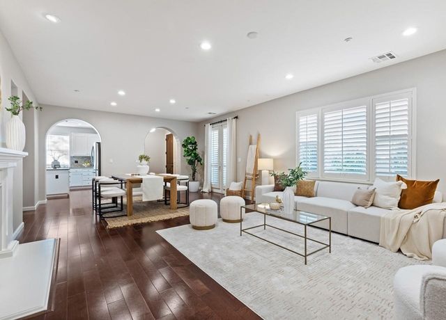 7672 Stoneleaf Rd, San Ramon, CA 94582