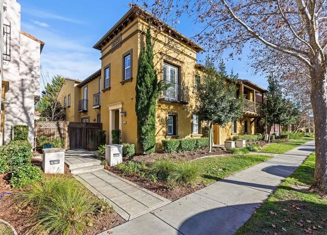 7672 Stoneleaf Rd, San Ramon, CA 94582