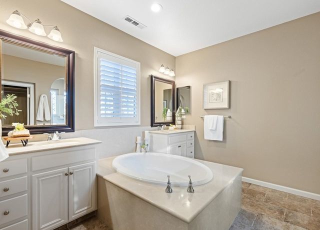 7672 Stoneleaf Rd, San Ramon, CA 94582