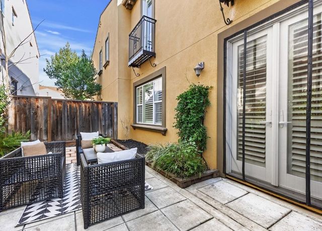 7672 Stoneleaf Rd, San Ramon, CA 94582