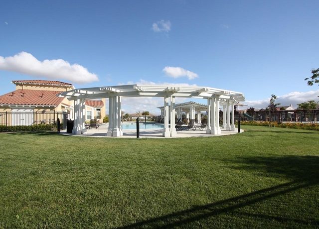 7672 Stoneleaf Rd, San Ramon, CA 94582