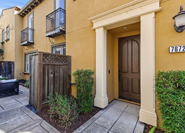 7672 Stoneleaf Rd, San Ramon, CA 94582