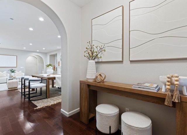 7672 Stoneleaf Rd, San Ramon, CA 94582