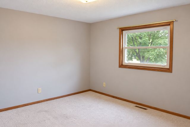 13612 86th Avenue N, Maple Grove, MN 55369
