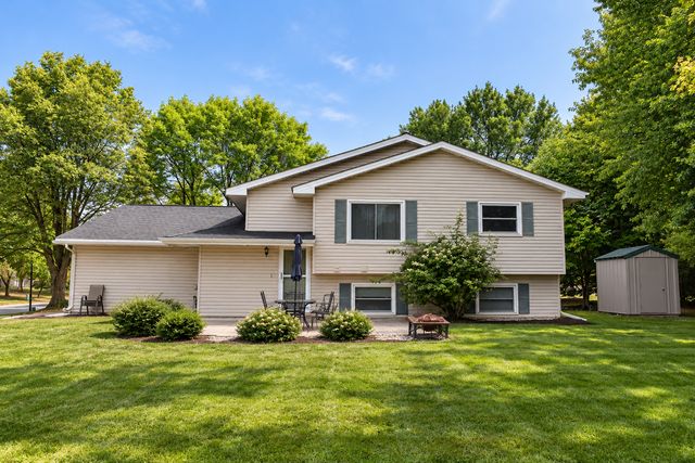 13612 86th Avenue N, Maple Grove, MN 55369
