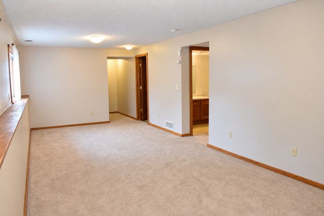 13612 86th Avenue N, Maple Grove, MN 55369