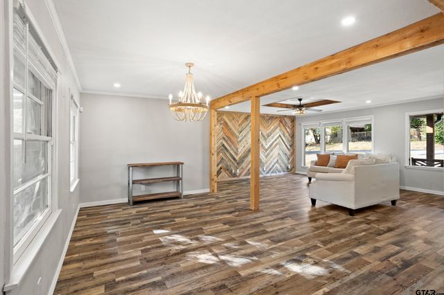 611 E Watkins St, Tyler, TX 75701