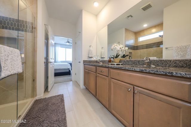 9968 S Arnold Ranch Court, Vail, AZ 85641