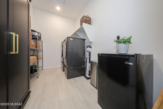 9968 S Arnold Ranch Court, Vail, AZ 85641