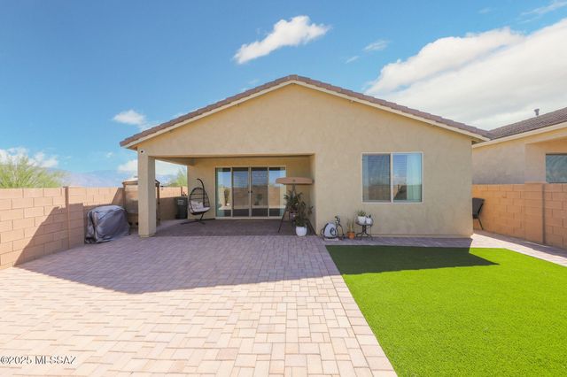 9968 S Arnold Ranch Court, Vail, AZ 85641