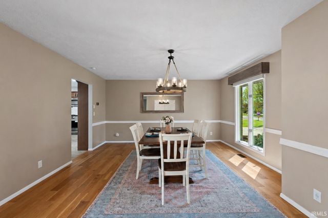 2204 Bluewater Drive, Warsaw, IN 46580