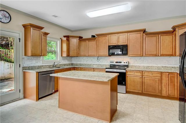 1021 Channel Drive, Lawrenceville, GA 30046