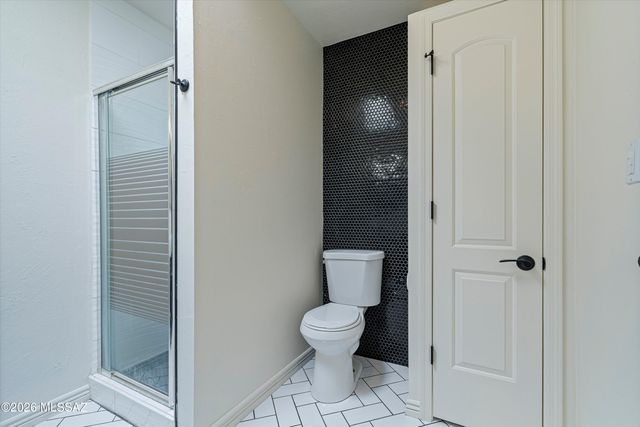 8302 E Kenyon Drive, Tucson, AZ 85710
