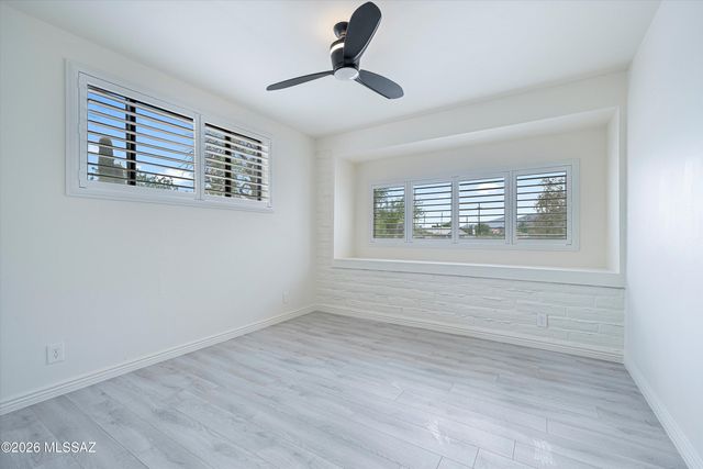 8302 E Kenyon Drive, Tucson, AZ 85710