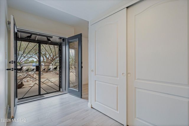 8302 E Kenyon Drive, Tucson, AZ 85710