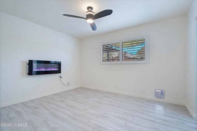 8302 E Kenyon Drive, Tucson, AZ 85710