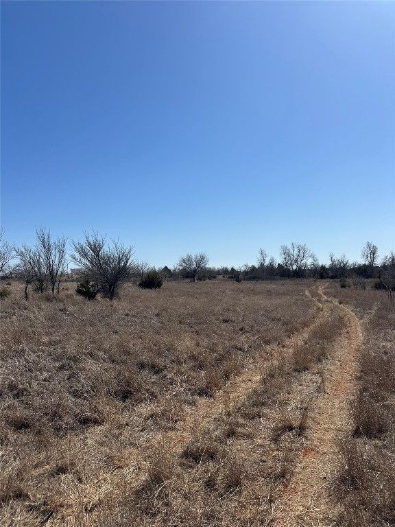 5200 NE Azalea Road, Piedmont, OK 73078