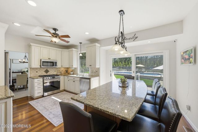 20 Johnny Drive, Farmingdale, NJ 07727