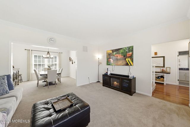 20 Johnny Drive, Farmingdale, NJ 07727