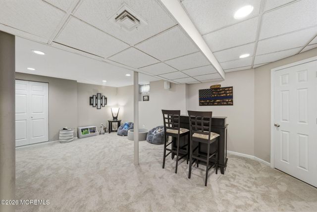 20 Johnny Drive, Farmingdale, NJ 07727