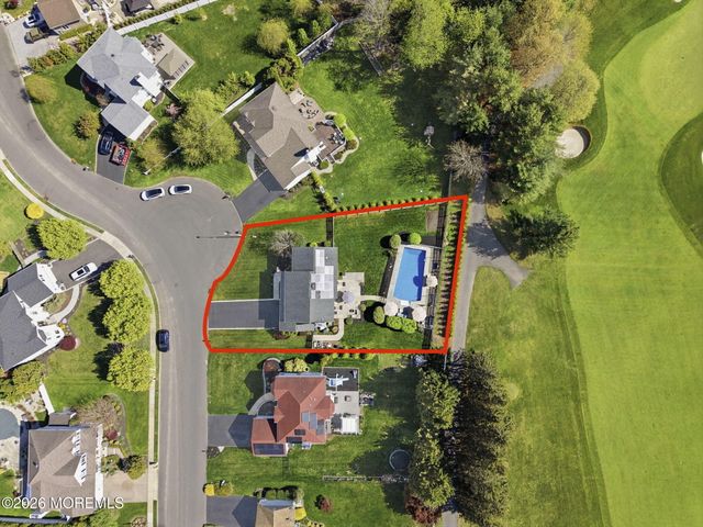 20 Johnny Drive, Farmingdale, NJ 07727