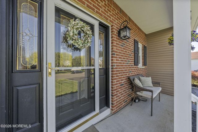 20 Johnny Drive, Farmingdale, NJ 07727