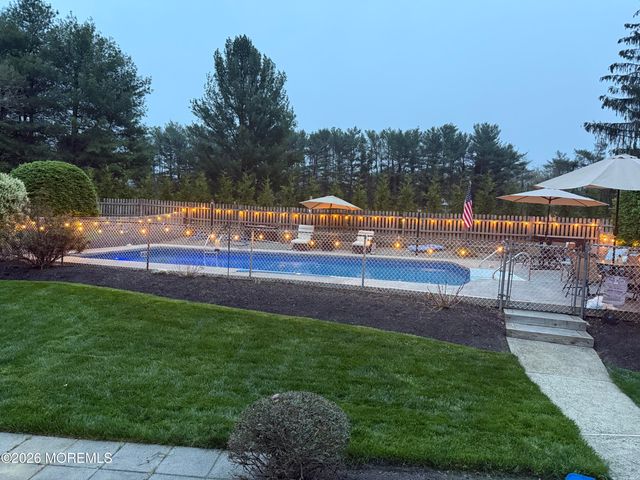 20 Johnny Drive, Farmingdale, NJ 07727